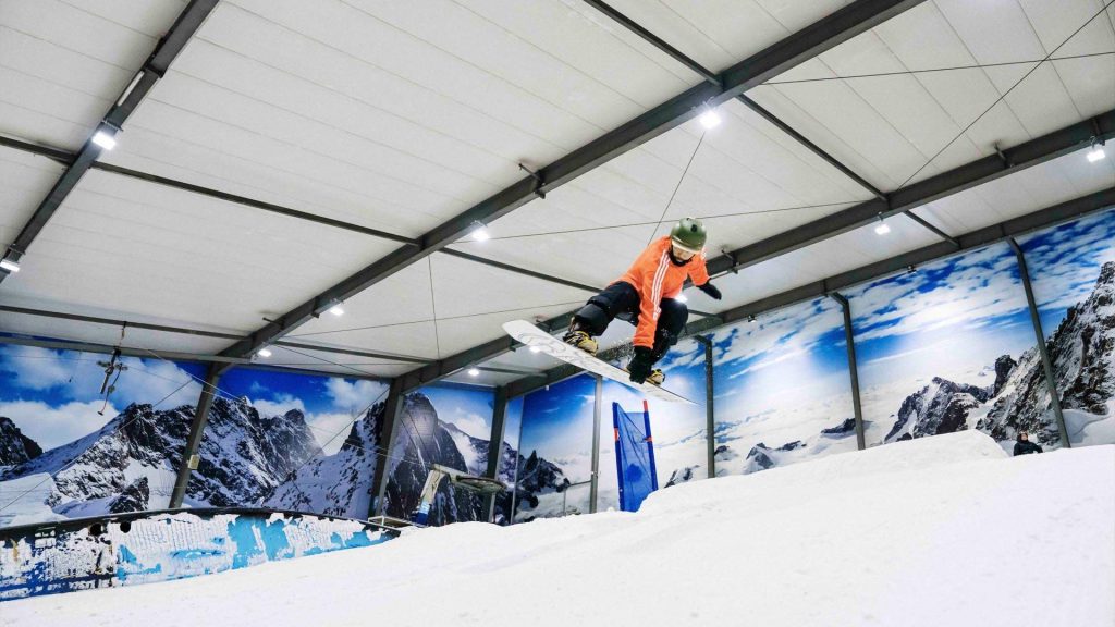 Snowplanet5